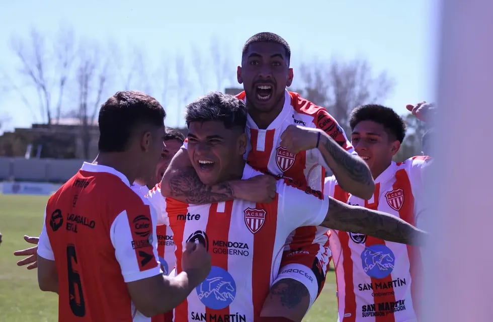 Atlético Club San Martín le ganó a Ciudad Bolivar por 3-0 y aseguró su permanencia. / Genitleza: Prensa ACSM.