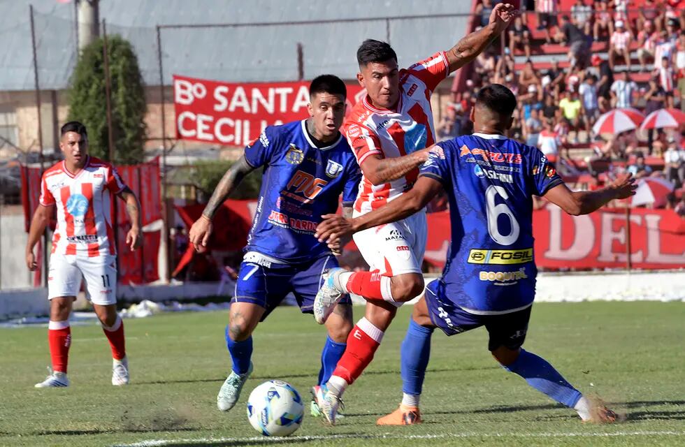 El Atlético San Martín ascendió al Federal A y comienza un nuevo sueño para los hinchas. / Orlando Pelichotti