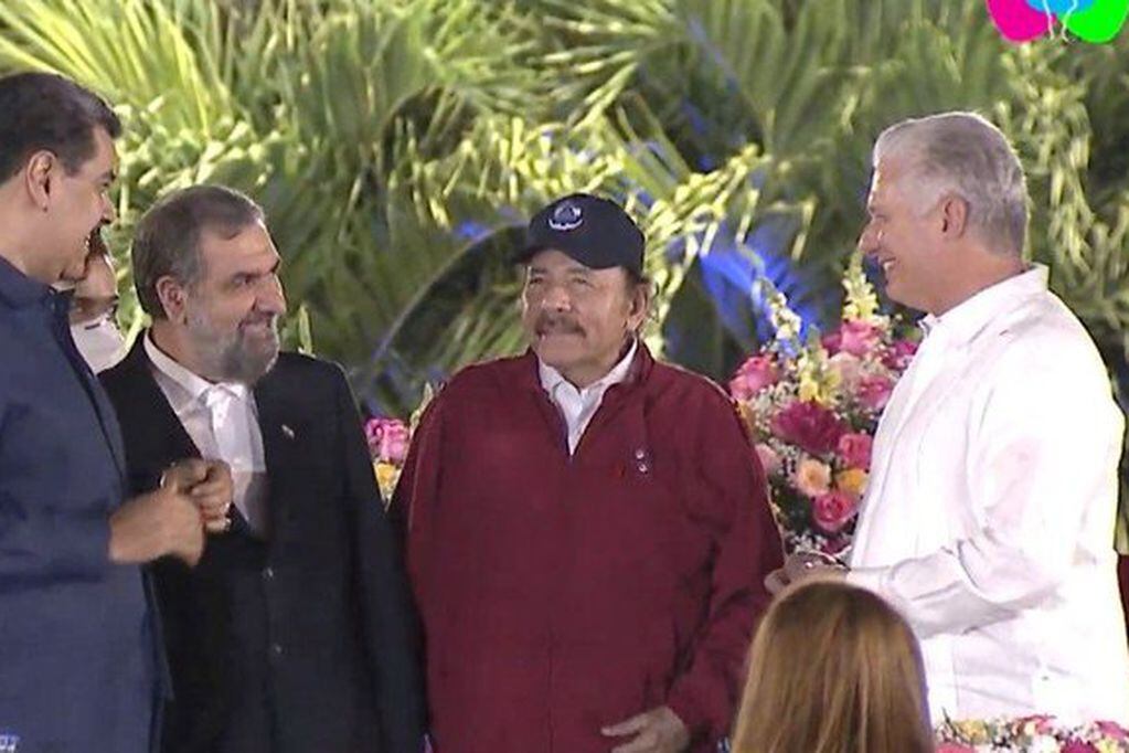 De izquierda a derecha: Nicolás Maduro, Mohsen Rezai, Daniel Ortega y Miguel Díaz-Canel. El iraní fue recibido entre aplausos y presentado como el "hermano Mohsen Rezai".