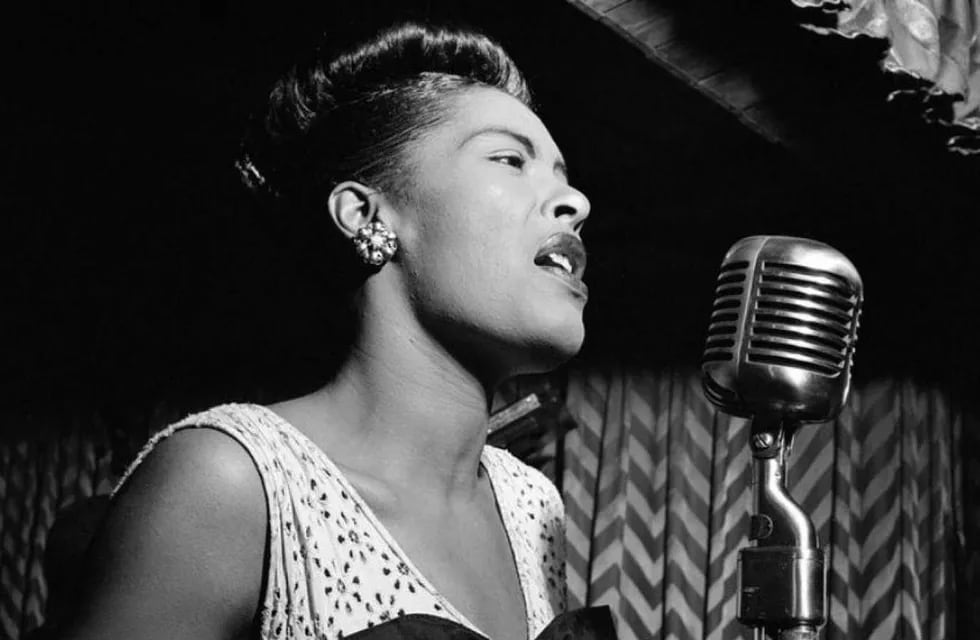 La vida rota de Billie Holiday, una reina del jazz arrasada por el desamor y las drogas