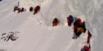 Murió un andinista en el K2, montañistas pasaron encima de su cuerpo sin socorrerlo