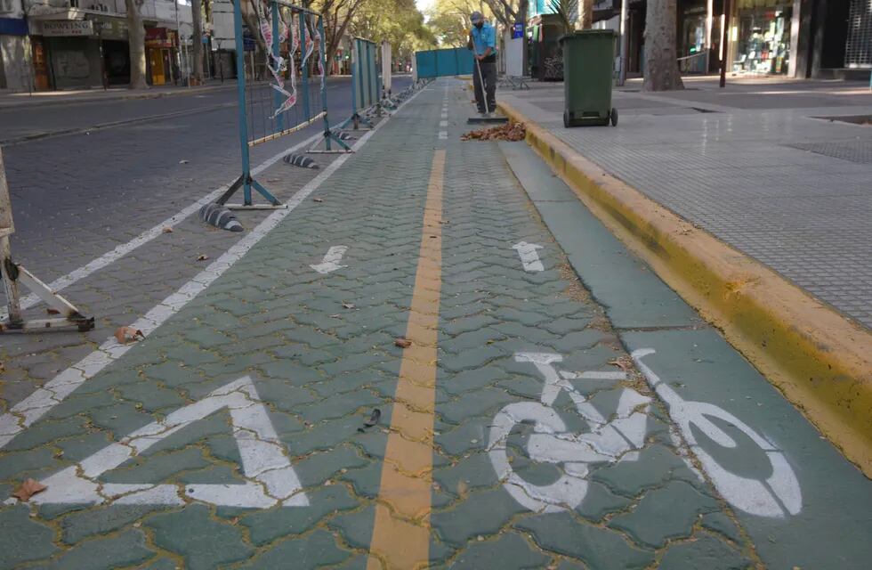 El gobierno y los municipios extenderán las ciclovías en todo el Gran Mendoza.
Foto: Jose Gutierrez