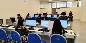 Más de 280 personas aprobaron el primer examen de ingreso al MPF