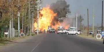 Incendio y fuga de gas en Fray Luis Beltrán