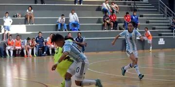 El seleccionado femenino perdió 2 a 1 frente a la Vinotinto. El gol argentino lo marcó la mendocina Gimena Blanco.