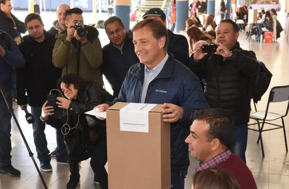 Rodolfo Suarez durante la votación de las elecciones PASO 2019. / archivo