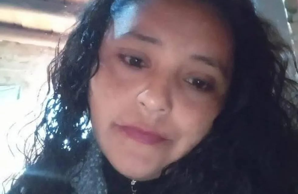 Natalia Tagua, la mujer de 36 años asesinada por su expareja, Arturo Antonio Sáez, en San Rafael - Facebook