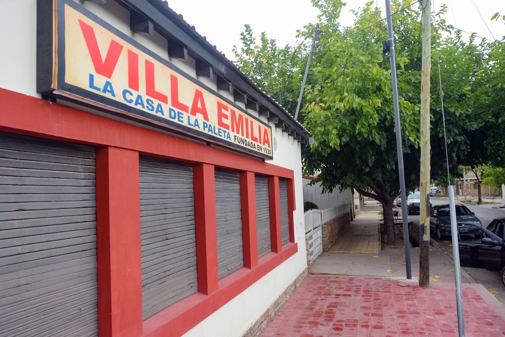 El club que honra a Emilia queda prácticamente en el centro de Godoy Cruz.
