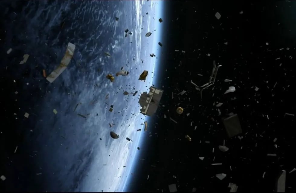 Una enorme nube de desechos espaciales amenaza la estación ISS. Imagen ilustrativa