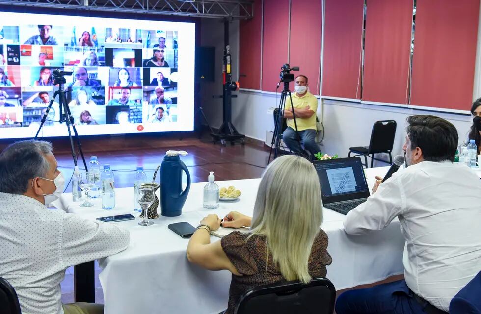 El encuentro fue encabezado este viernes por el ministro de Educación de la Nación, Nicolás Trotta desde la ciudad de Posadas. Gentileza / Prensa Gobierno de Mendoza