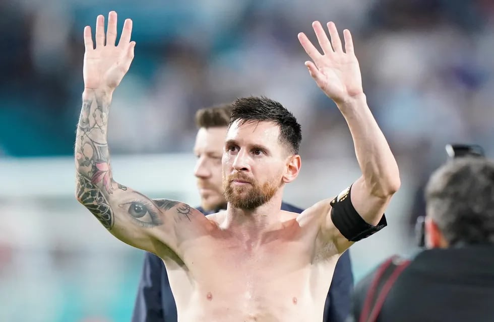 Leo Messi recibe la ovación de los hinchas en Estados Unidos. Fue figura ante Honduras. (AP)