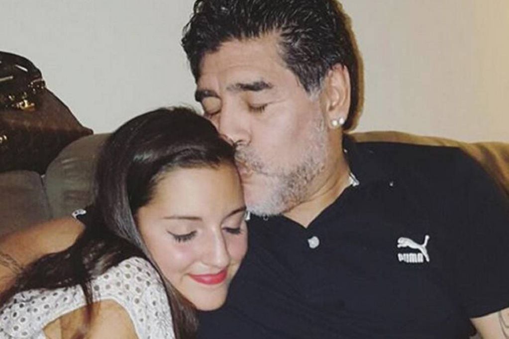 Jana Maradona compartió un video con su padre