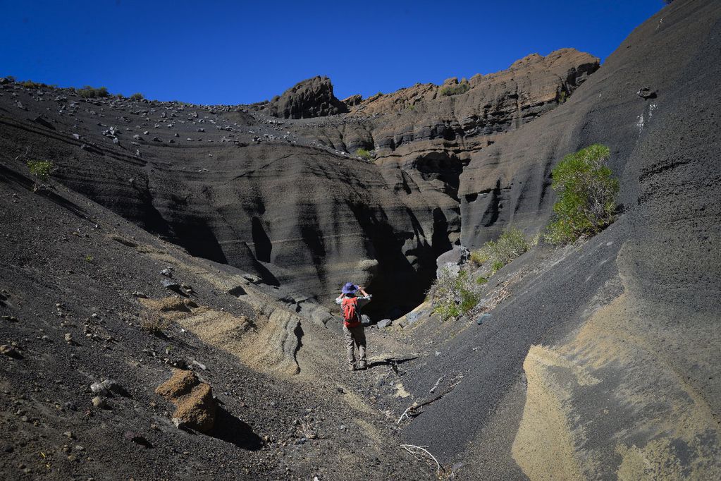 Al pie del volcán inicia la travesía, que puede hacerse caminando o a caballo. | Foto: prensa Municipalidad de Malargüe
