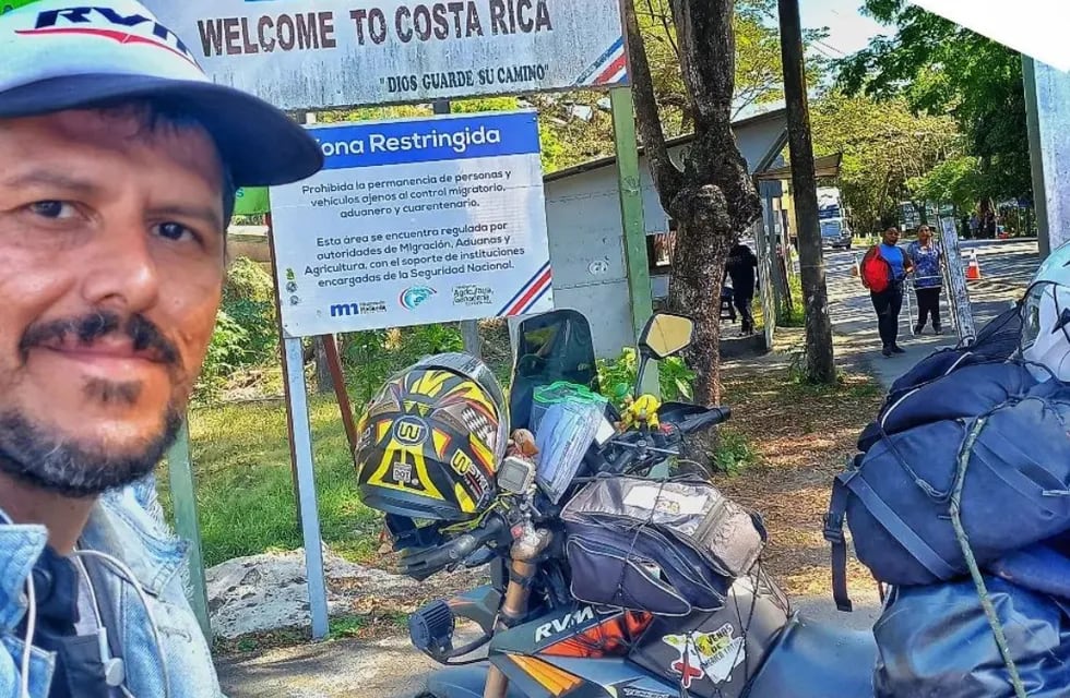 Emilio Mendoza comenzó a recorrer Latinoamérica en moto en 2019. Foto: Instagram