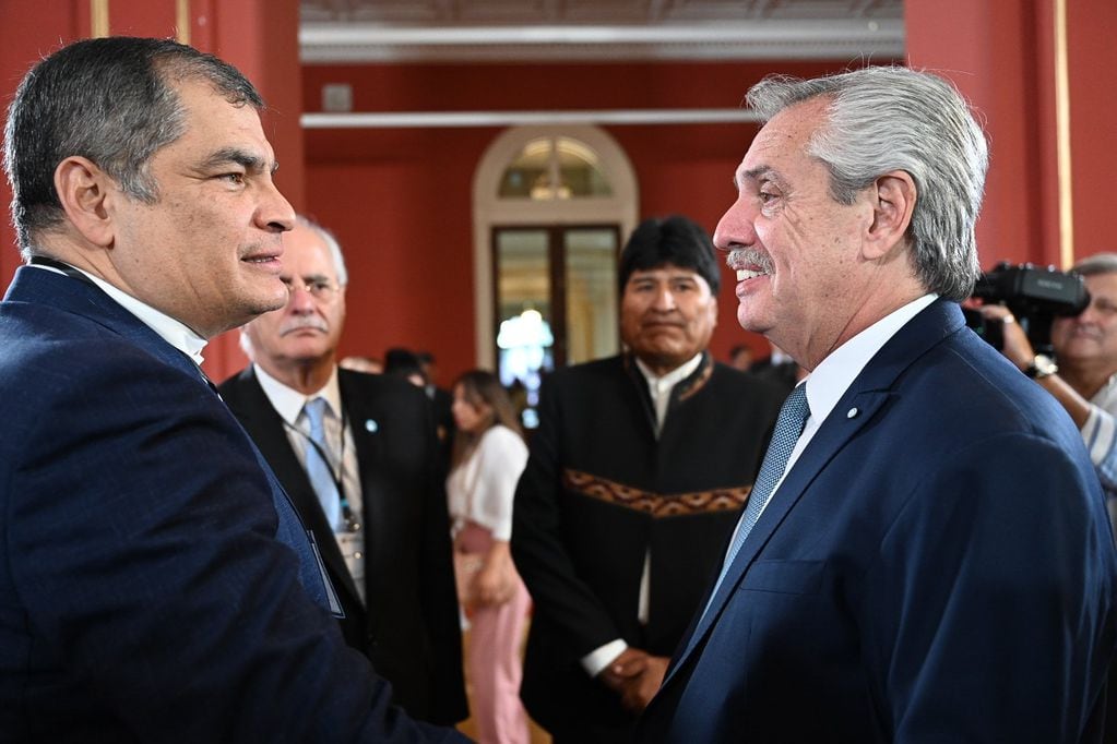 Alberto Fernández y Rafael Correa, en un foro por derechos humanos. Foto: Casa Rosada