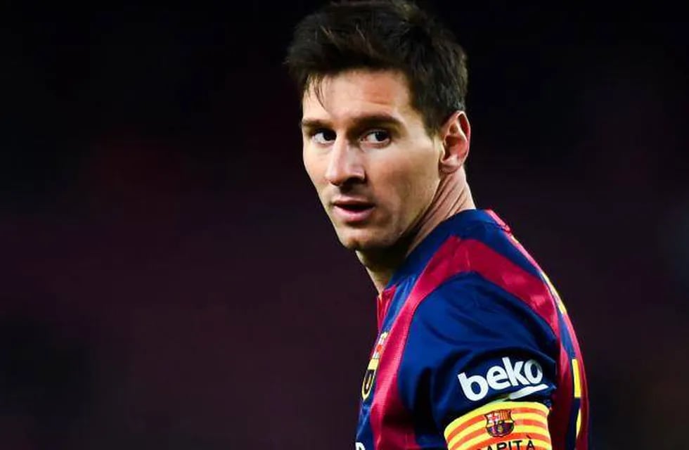 Enojado, Messi se molestó cuando pisó Barcelona por las preguntas de los periodistas. / Gentileza.