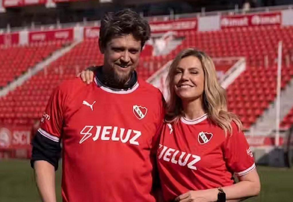 Andy y Barbara Muschietti, hinchas de Independiente / Gentileza
