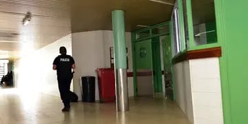 Policía en hospital Perrupato