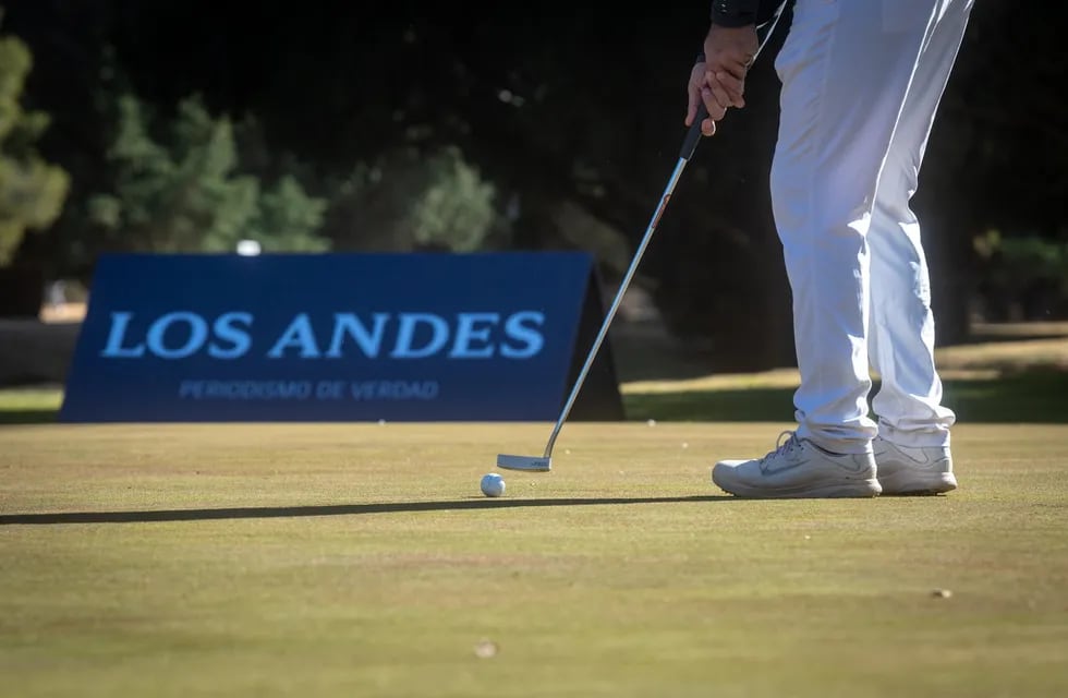 Se jugó la final individual de la Copa Amistad de Los Andes en el Golf Club Andino

Foto: Ignacio Blanco / Los Andes