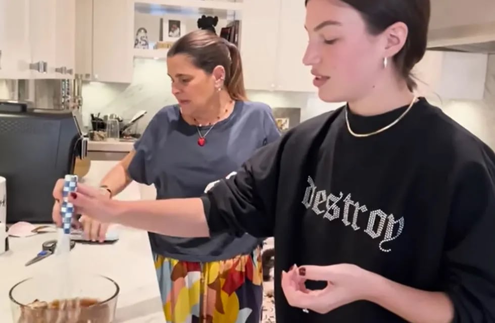 La receta viral del brownie saludable de Stefi Roitman. Captura del video.