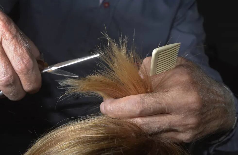 Día del peluquero: don Orazio Muscianisi, 70 años de amor por su oficio