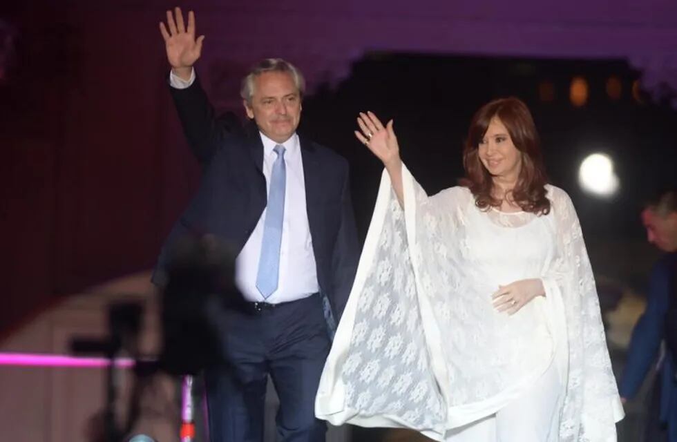 Alberto Fernández y Cristina Kirchner en la Plaza de Mayo. Foto: Federico López Claro