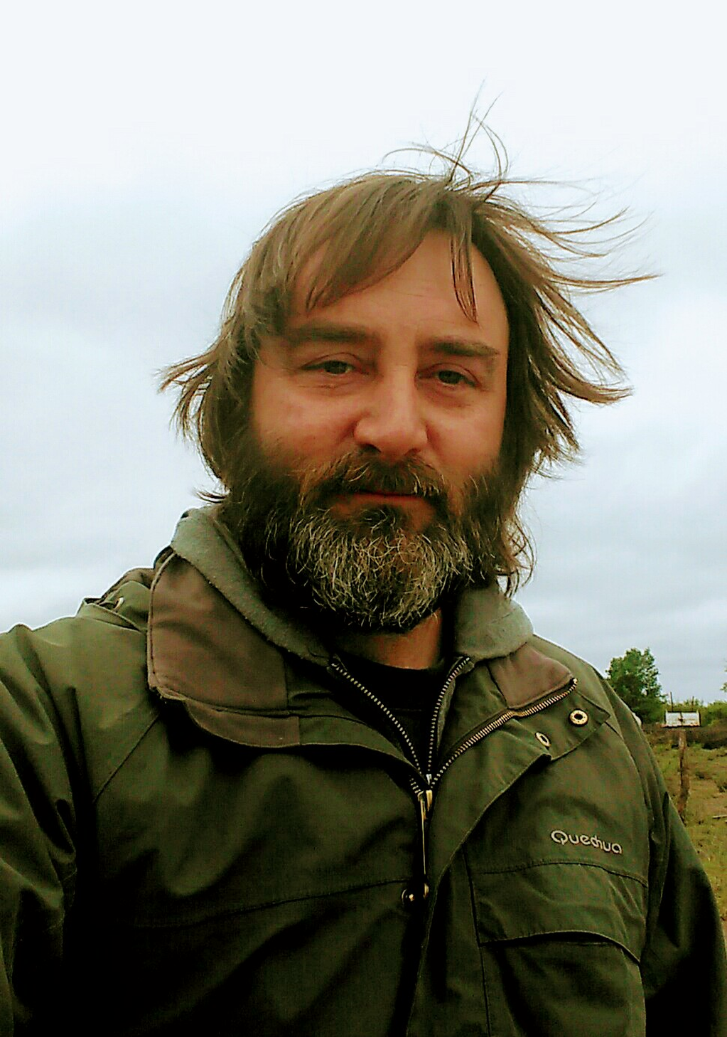 José Hernán Sarasola, director del Centro para el Estudio y Conservación de las Aves Rapaces en Argentina (Cecara), UNLa Pampa–Conicet.
