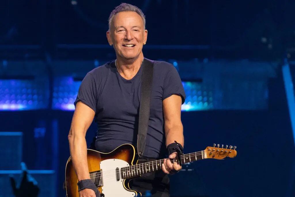 Bruce Springsteen y su caída sobre el escenario.