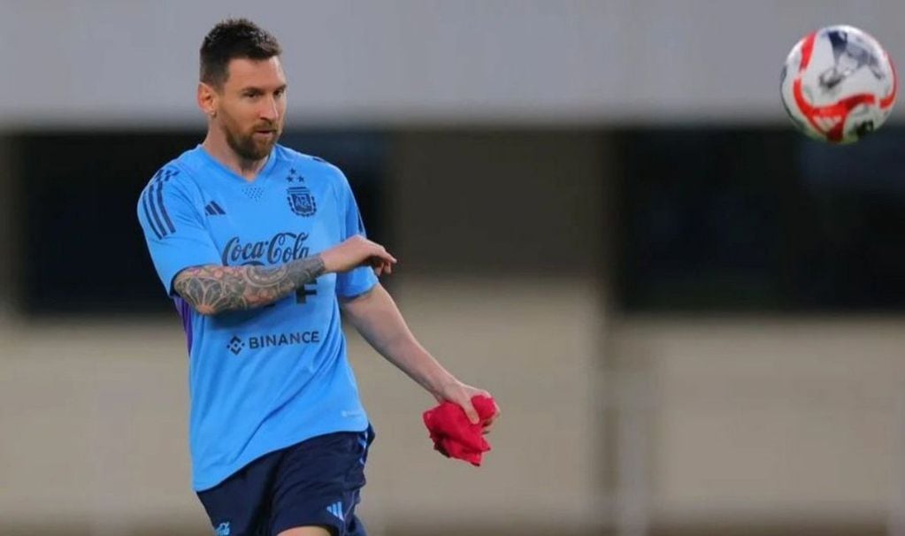 Messi jugará con la Selección Argentina y después pondrá la cabeza en el Inter de Miami, su nuevo club. / AFA 