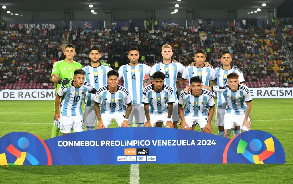El 11 titular de la selección argentina Sub 23 que debutó en el Preolímpico ante Paraguay. (@Argentina)