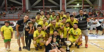 El quinteto lasherino venció 4-2 a Mendoza de Regatas, se coronó bicampeón del torneo doméstico y cerró un 2019 que será inolvidable.