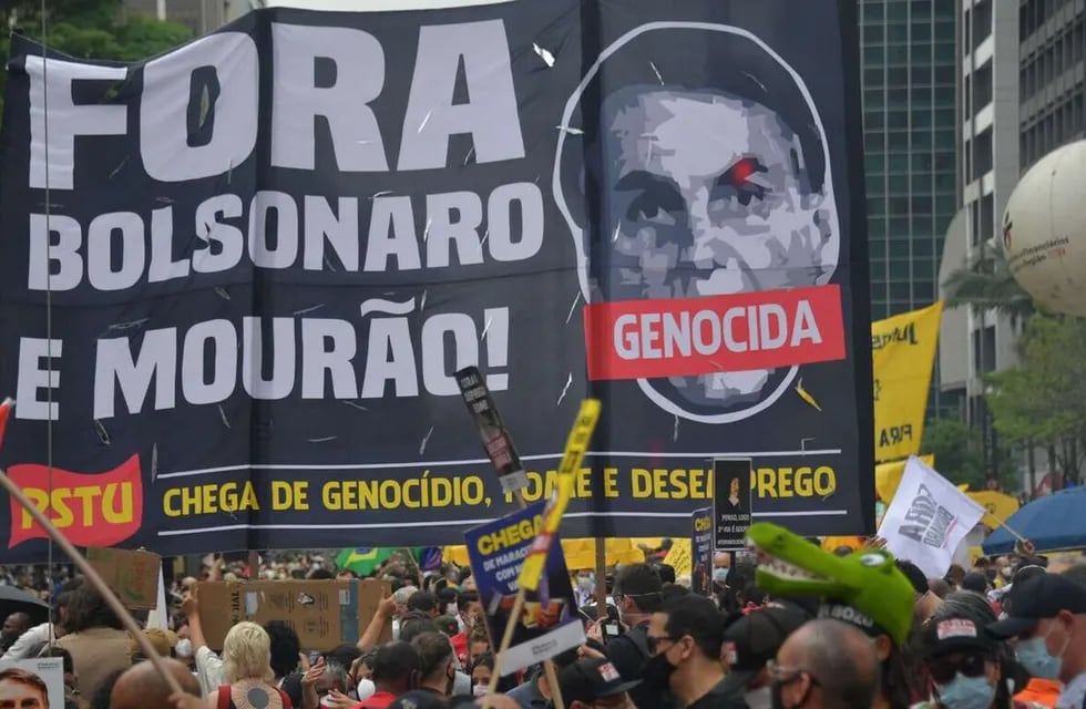 Miles de ciudadanos reclaman la destitución de Bolsonaro. / Gentileza