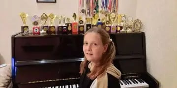 Tropas rusas le colocaron una bomba al piano de una niña ucraniana.
