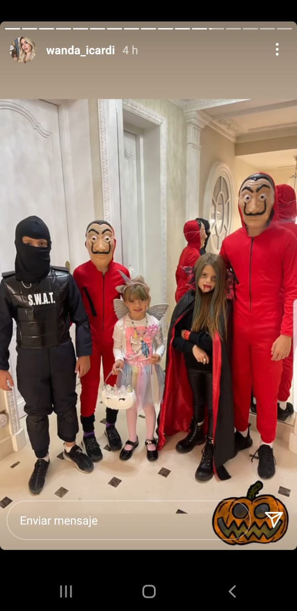 Wanda Nara mostró los disfraces de Halloween de sus hijos.