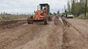 Vialidad Mendoza normalizó los caminos productivos en la zona Este tras las fuertes tormentas