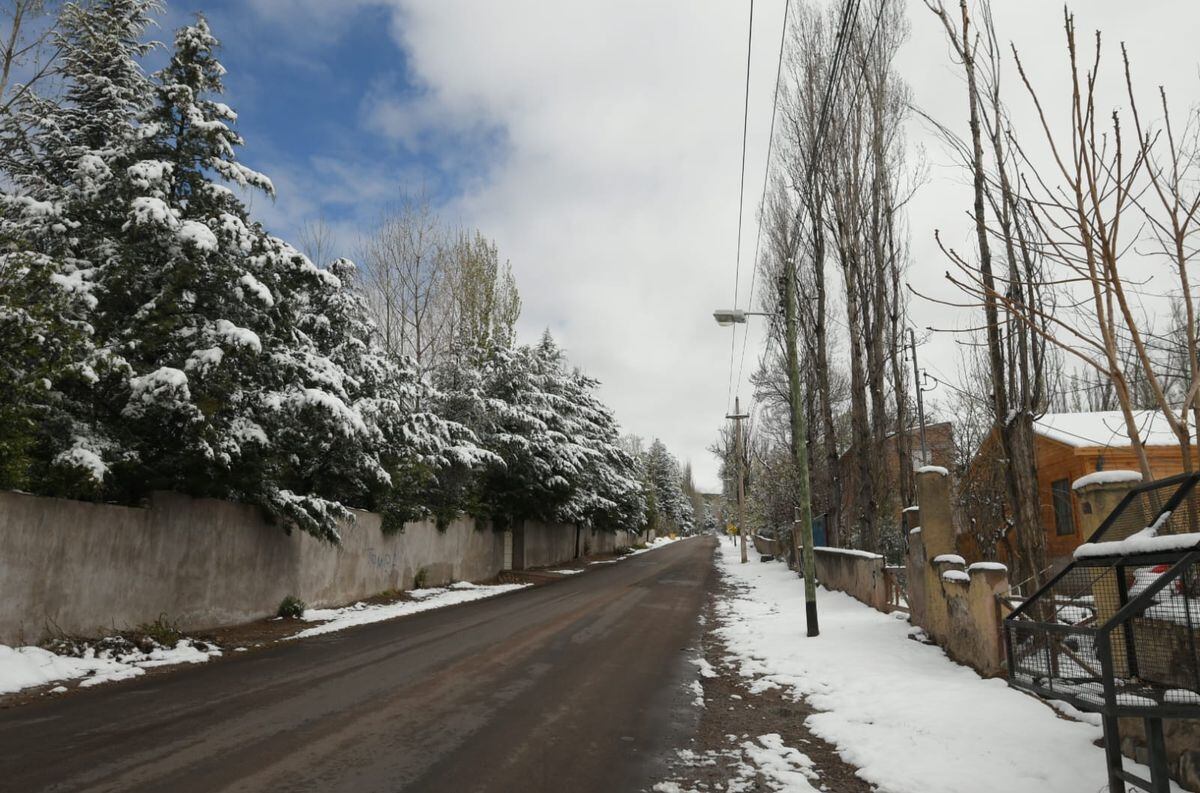 Primavera con nieve: las postales inesperadas en Potrerillos Foto: Igancio Blanco