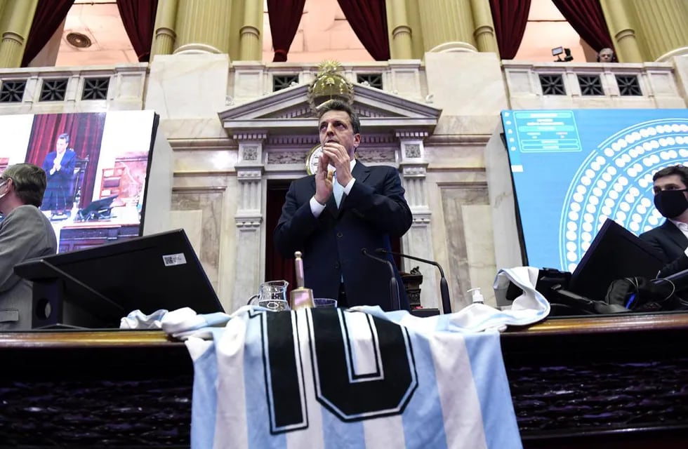 La camiseta de la selección argentina fue desplegada en el estrado de la Presidencia.