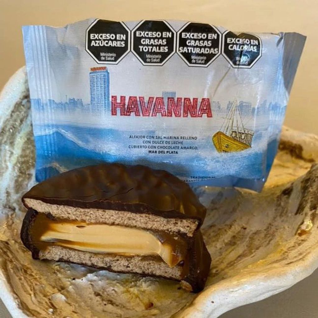 Cuánto sale el nuevo alfajor de Havanna con cristales de sal marina y doble dulce de leche (Gentileza Instagram @alfajoresmarplatenses)