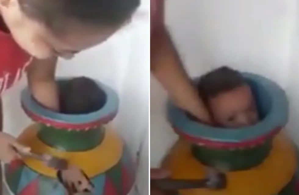 Un nene se escondió en un jarrón y tuvieron que rescatarlo a 'martillazos'.