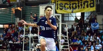 La selección Argentina de Handball venció a Chile con una destacada actuación del arquero mendocino Gonzalo Guerra Testa.