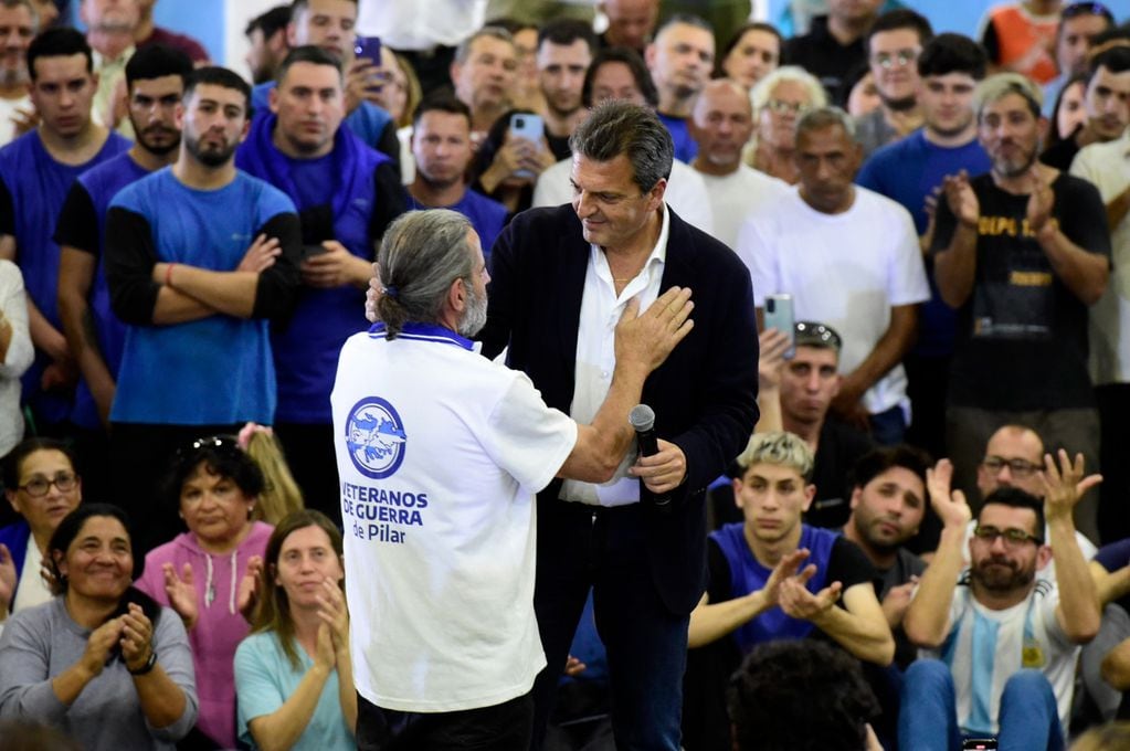 Massa cerró la campaña nacional en una fábrica en Buenos Aires