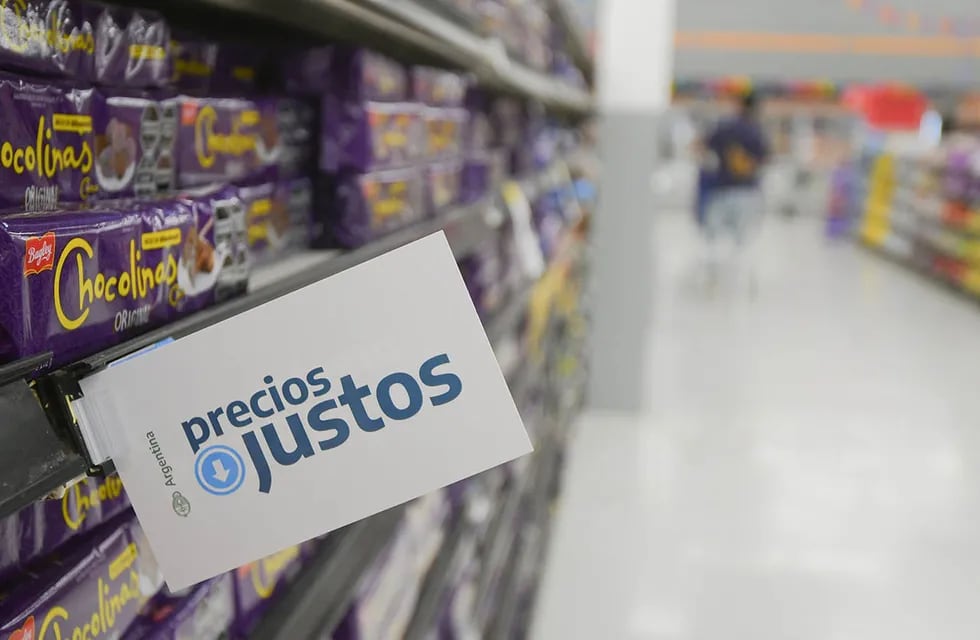 Precios justos en las góndolas de supermercados en Mendoza. Foto: José Gutierrez / Los Andes