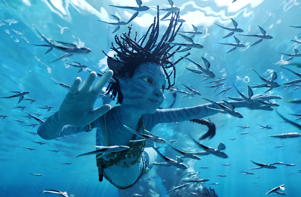 Tuk (Trinity Bliss) en “Avatar: the way of water”. Photo courtesy of 20th Century Studios. © 2022 20th Century Studios.
