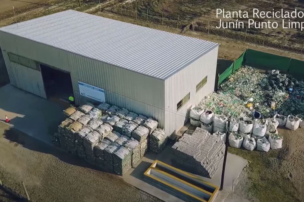 Planta de recolección, reciclaje y elaboración de productos sustentables en el departamento de Junín. / Foto: captura de video