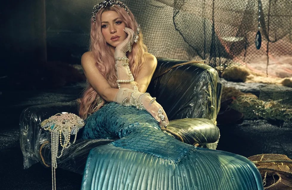 Shakira es una sirena en su nuevo videoclip "Copa vacía".