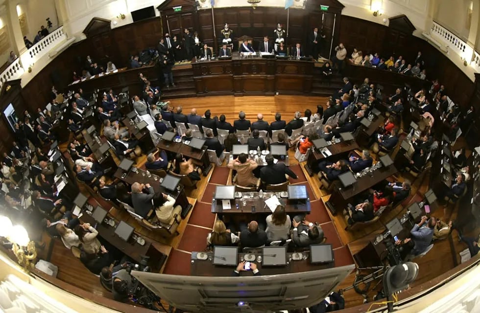 Mendoza 01 de mayo de 2022

Apertura de Sesiones Ordinarias en la Legislatura.
Gobernador de la provincia Rodolfo Suarez
Foto: Orlando Pelichotti / Los Andes