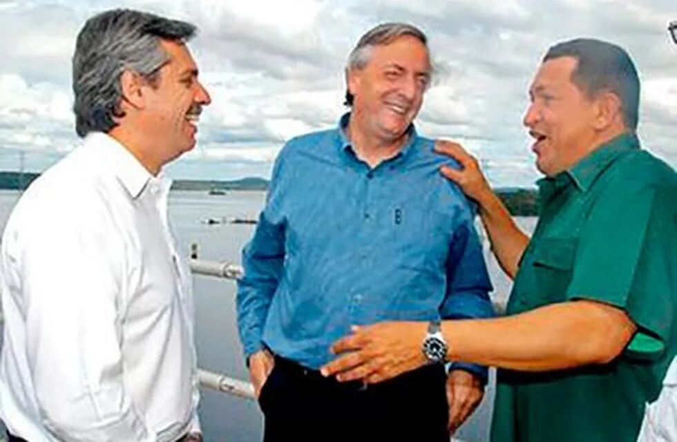 Alberto fernandez, Nestor Kirchner junto a Hugo Chávez