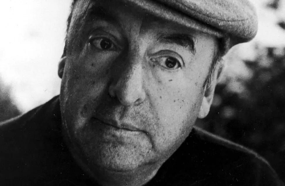 La Fundación Neruda exigió que los restos del poeta chileno Pablo Neruda sean inhumados nuevamente