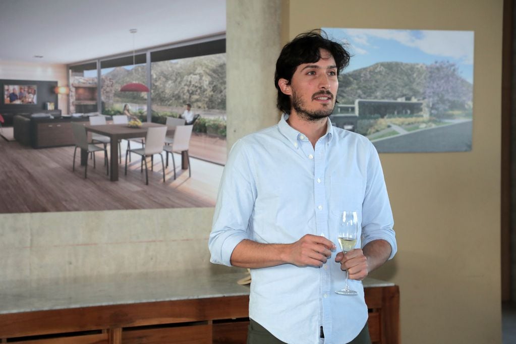 Julián Arroyo, Director de proyecto de Mendoza Norte, durante la presentación de La Aldea.