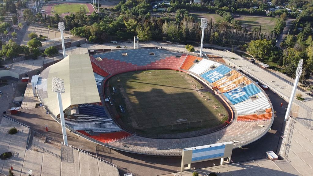 El estadio Malvinas Argentinas, sede del Mundial Sub 20. Foto: Marcelo Rolland / Los Andes